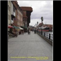 12135 lange Bruecke mit Krantor, Danzig, Gdansk, Polen 2006.JPG